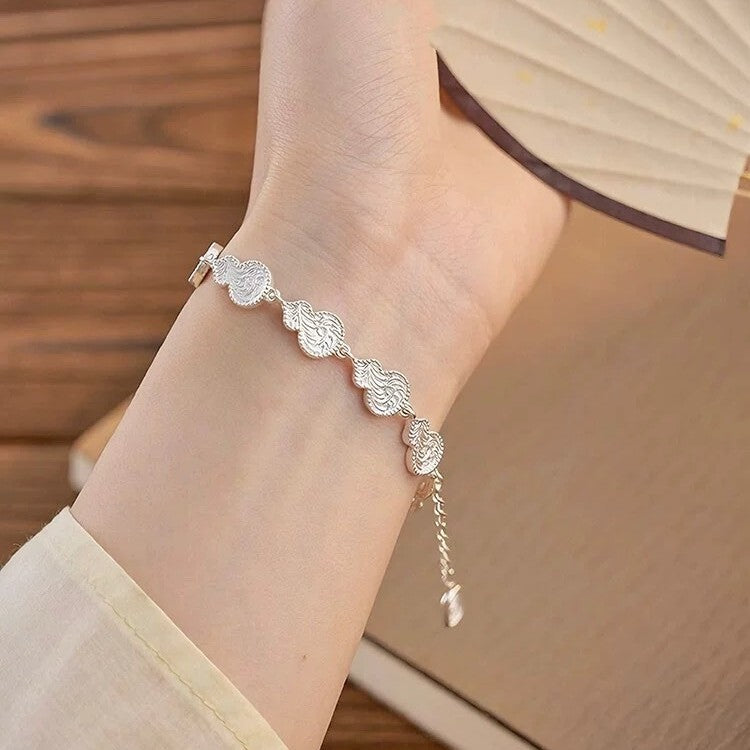 Stylish and versatile Tang grass pattern gourd elegant ethnic design retro bracelet